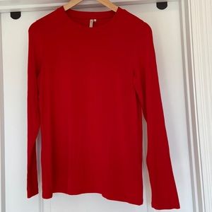 Banana Republic The Signature Tee